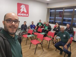 TREINAMENTO DISTRIBUIDOR